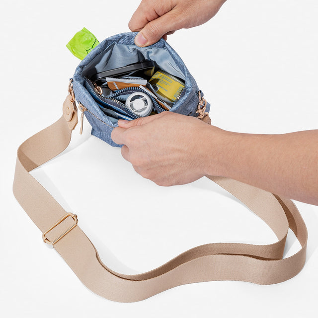 PETSFIT Pet Denim Crossbody Bag – Convenient and Practical Crossbody Carrier for Pets on the Go