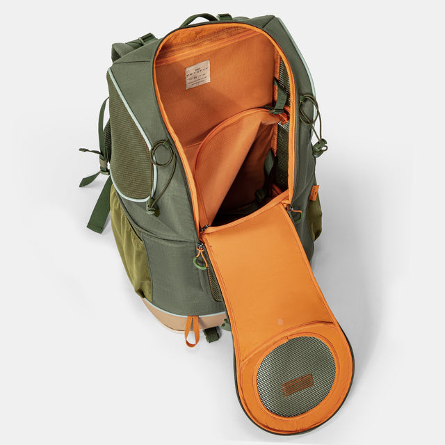 PETSFIT WildPath dual-pet hiking carrier backpack with zippered divider, mesh ventilation, and safety features