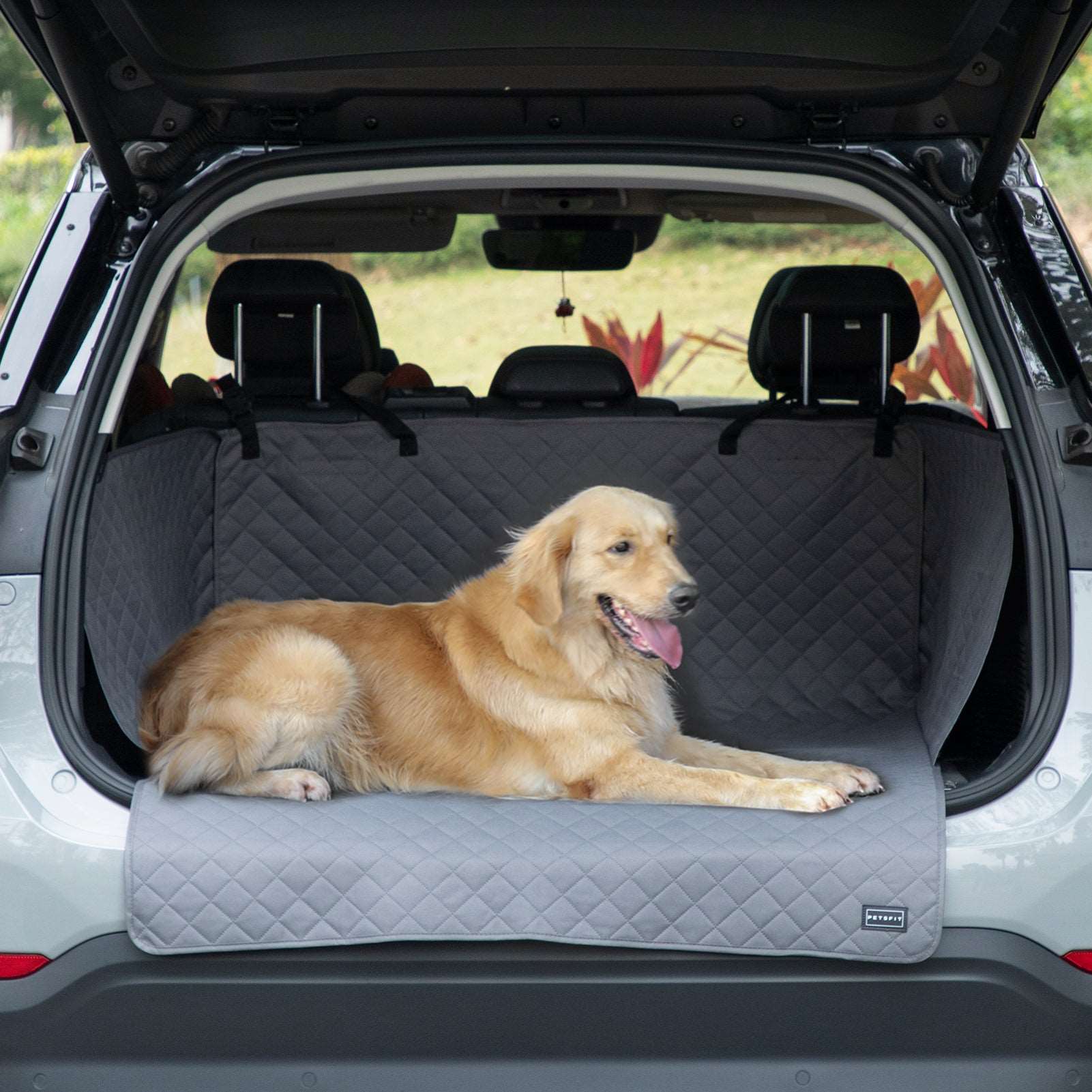 Petsfit-SUV-Against-Dirt-and-Pet-Hair-01