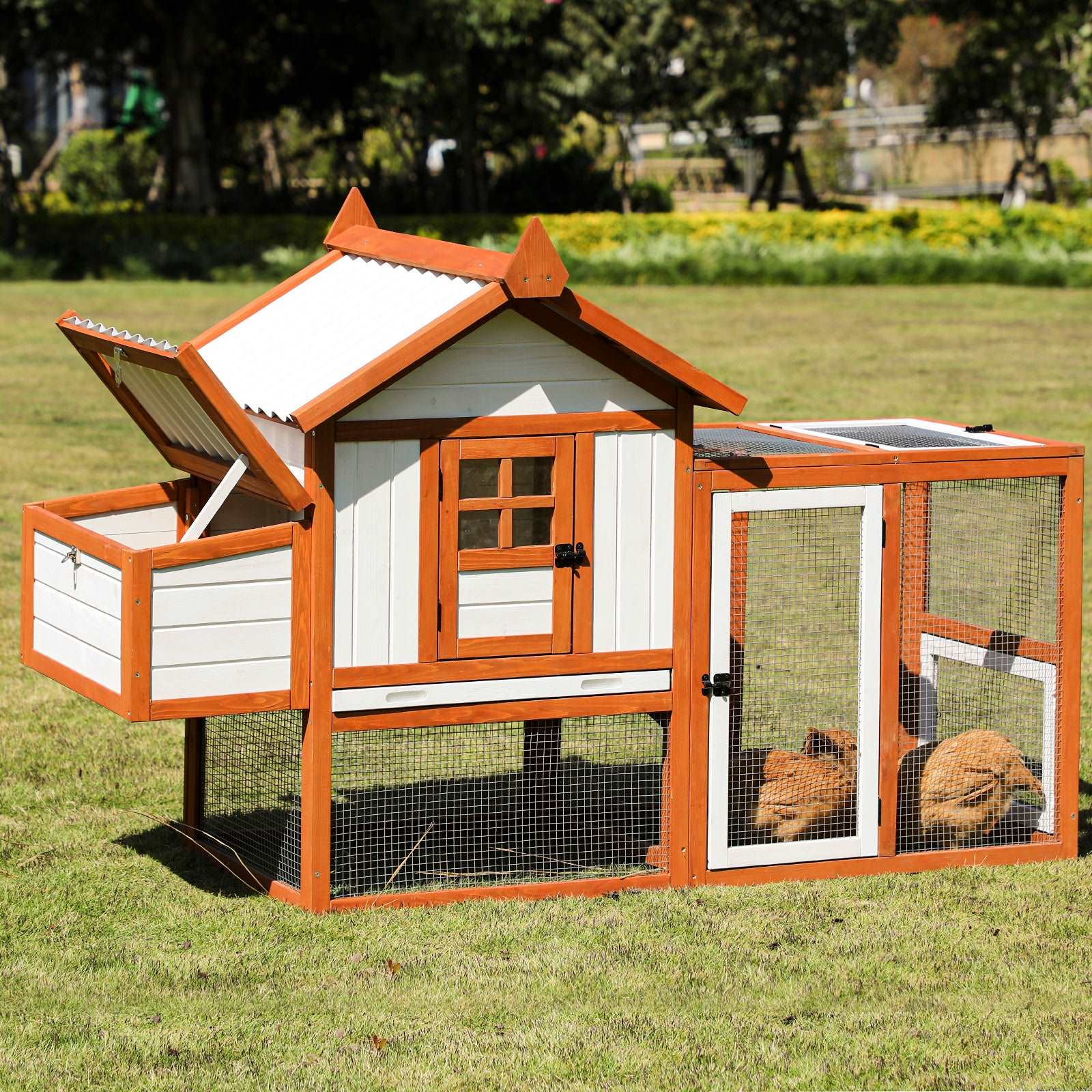 Petsfit-Weatherproof-Outdoor-Chicken-Coop-with-Nesting-Box-02